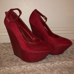 Wild Pair Red ‘Suede’ w/Snakeskin Platform Wedge